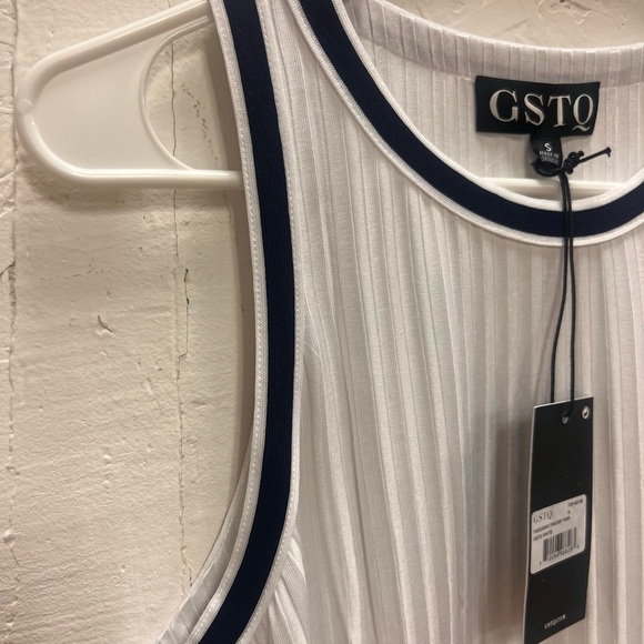 GSTQ Fadeaway Racer Tank Size Small - Picture 9 of 11
